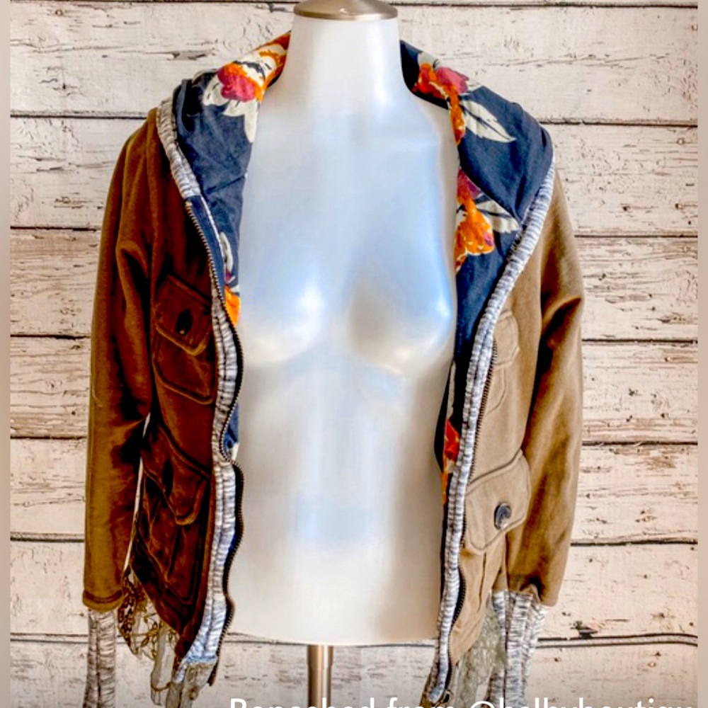 ANTHROPOLOGIE Scrapbook layered safari jacket, Tan/Beige, Medium, EUC